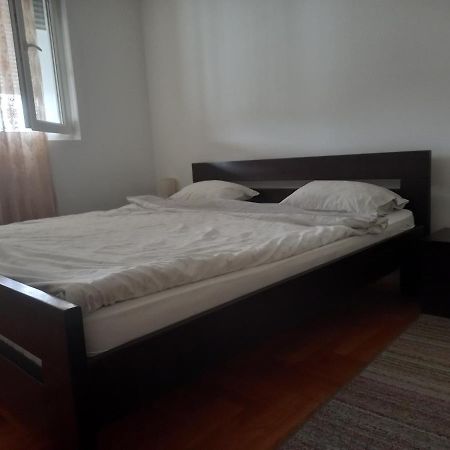 פודגוריצה Fantastic Brand New Apartment 2 מראה חיצוני תמונה