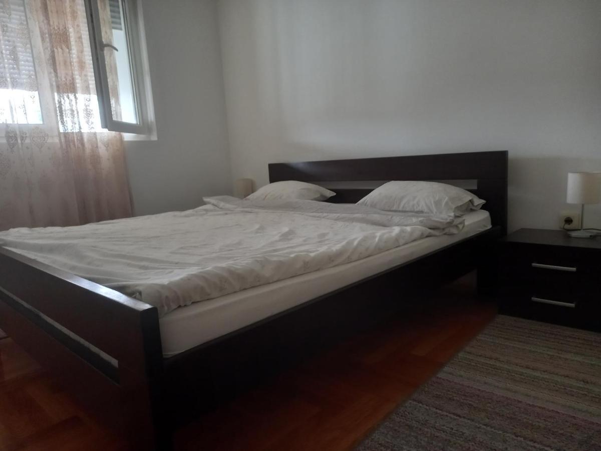 פודגוריצה Fantastic Brand New Apartment 2 מראה חיצוני תמונה